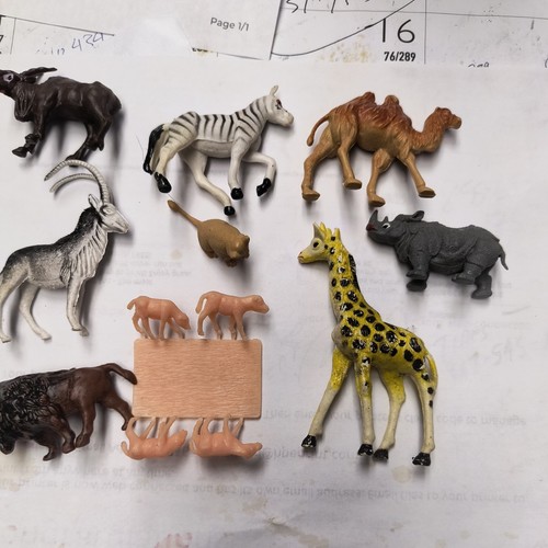 Vintage lot plastic - vintage,